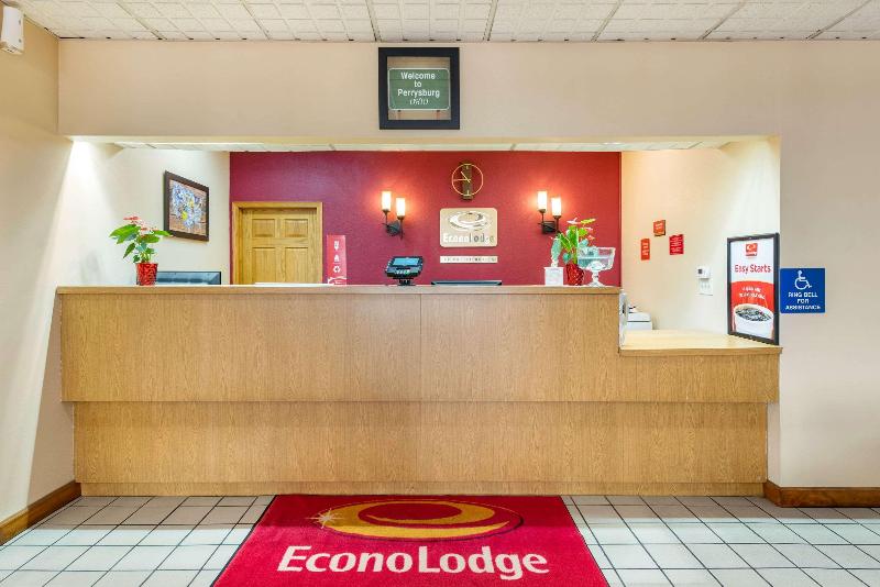 فندق Super 8 By Wyndham Perrysburg Toledo