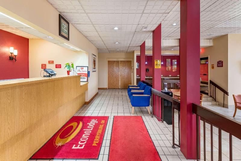 فندق Super 8 By Wyndham Perrysburg Toledo