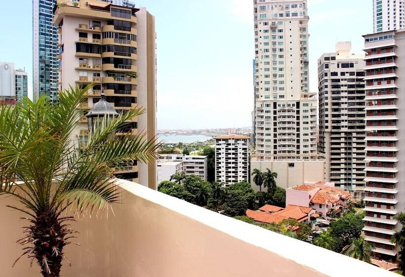 Отель Terranova