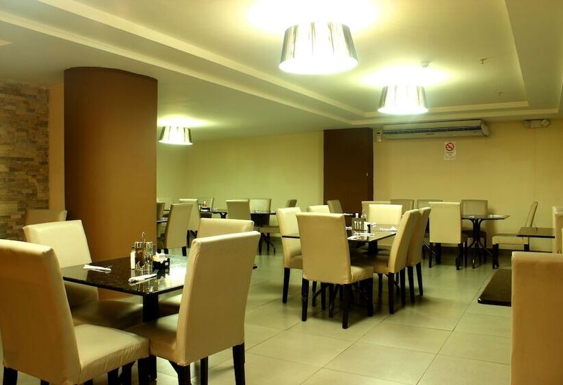 Отель Terranova