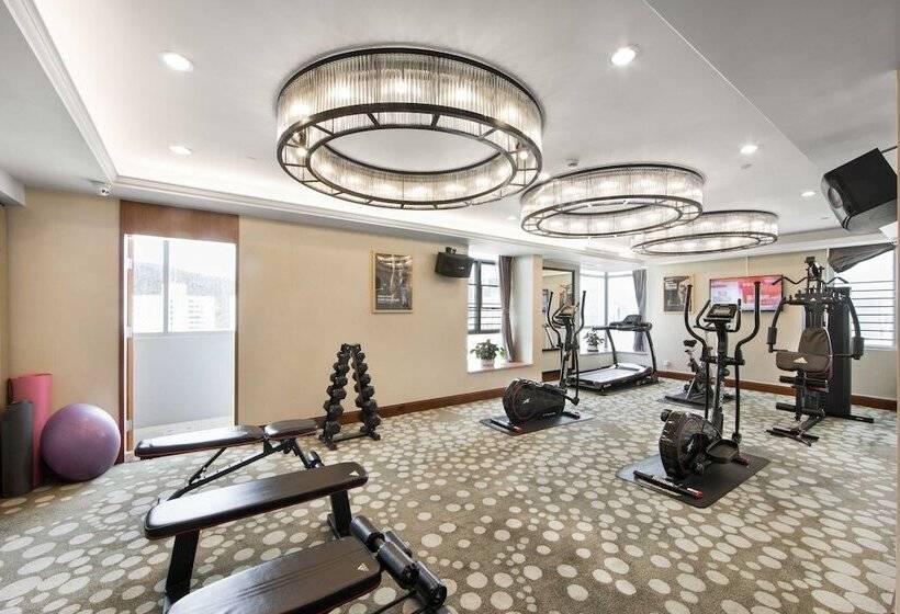 The La Hotel 新世界伟瑞酒店