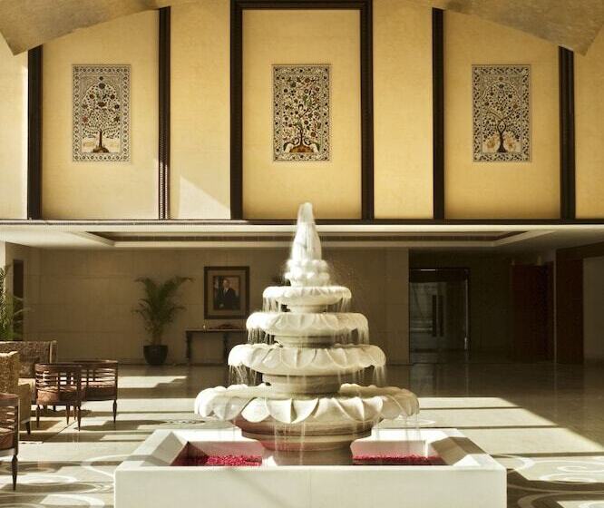 Hotel The Lalit Jaipur