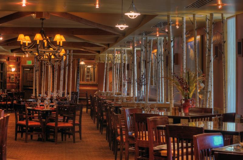 酒店 The Steamboat Grand