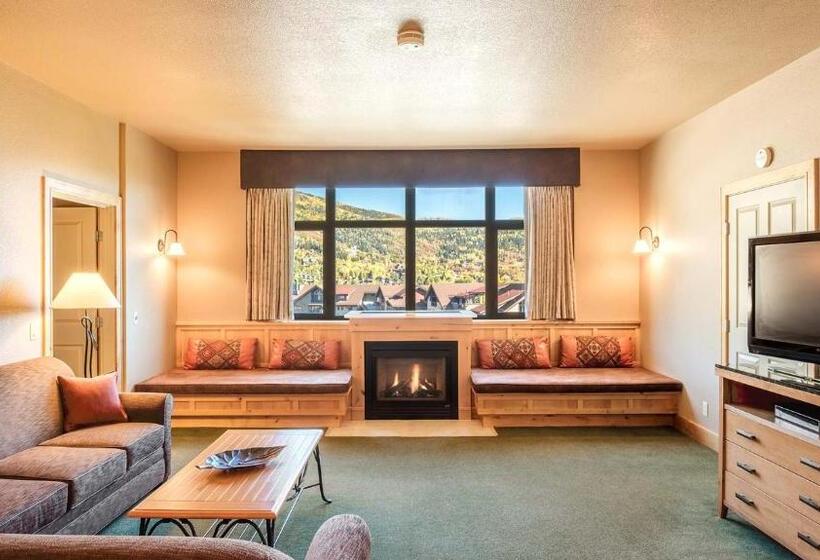 酒店 The Steamboat Grand