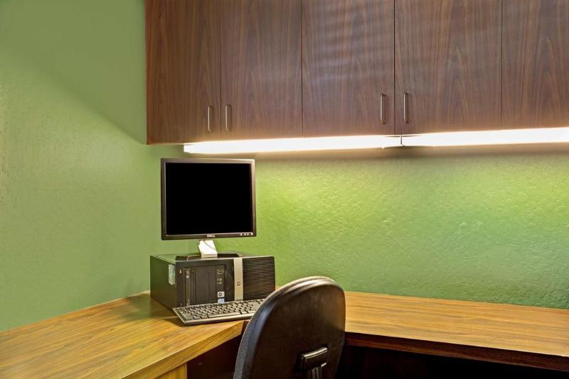 فندق Topaz Lodge