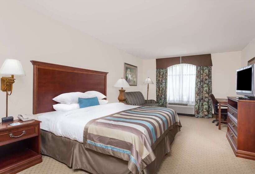 בית מלון כפרי Wingate By Wyndham Columbia / Lexington
