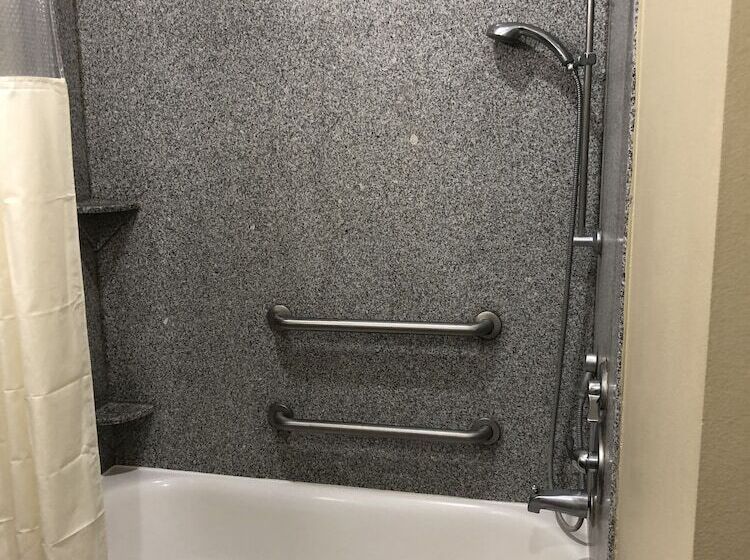 هتل Wingate By Wyndham Lake Charles Casino Area