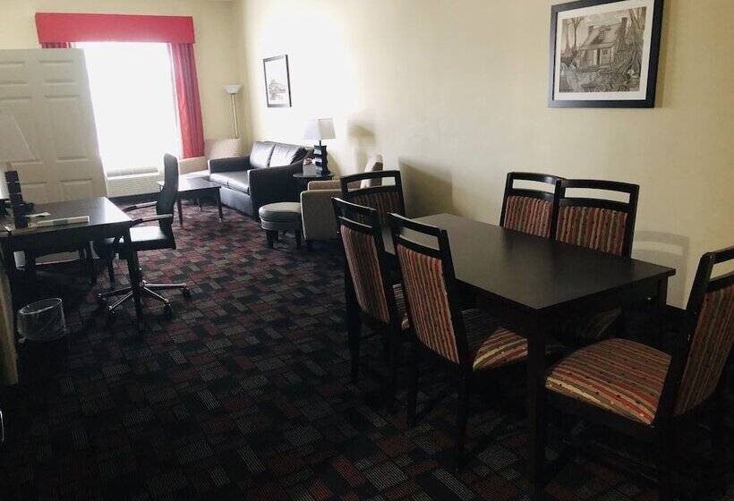 هتل Wingate By Wyndham Lake Charles Casino Area