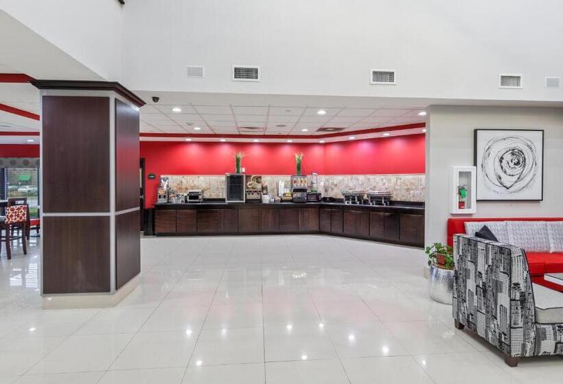 هتل Wingate By Wyndham Lake Charles Casino Area