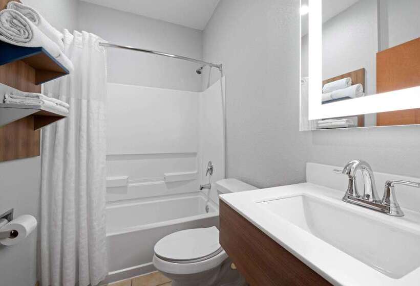 Microtel Inn & Suites By Wyndham Of Houma