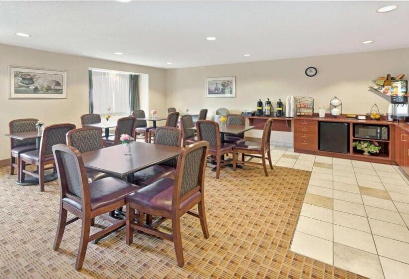 Microtel Inn & Suites By Wyndham Jasper