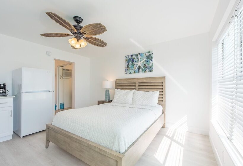 汽车旅馆 Sea Beach Plaza