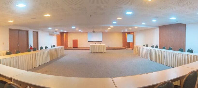 Salvador Business & Flat By Avectur