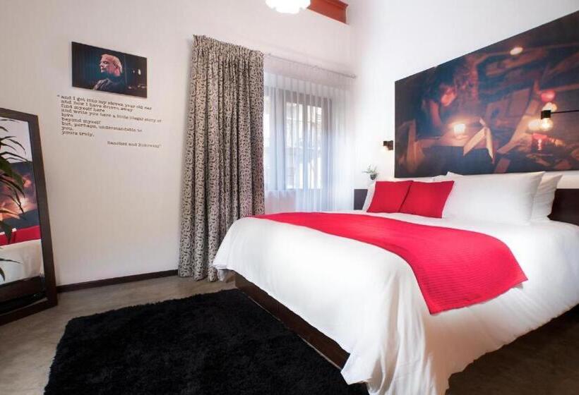 Tantalo Hotel Kitchen Roofbar