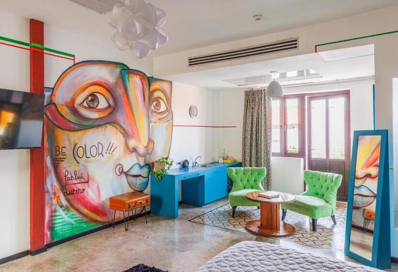 Tantalo Hotel Kitchen Roofbar