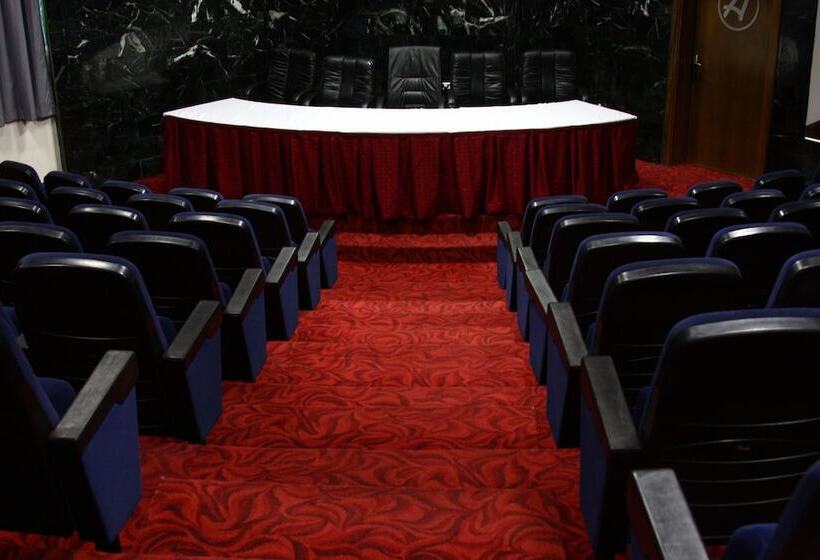 Alisa Hotel North Ridge