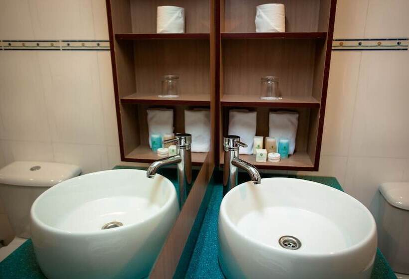 Alisa Hotel North Ridge