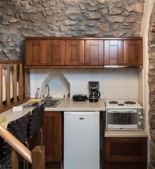 Avgonima All Seasons