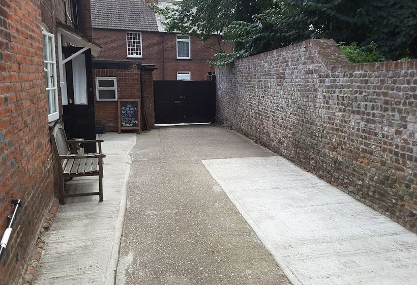 צימר The King S Head