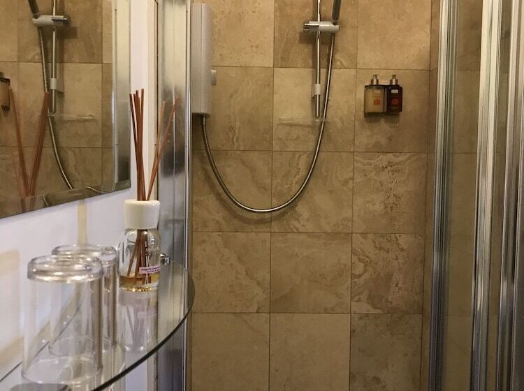 ベッドアンドブレックファースト Bythesea Guest House