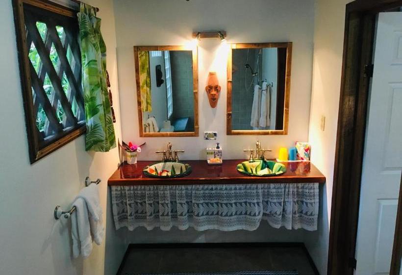 Coral Hill Bungalows