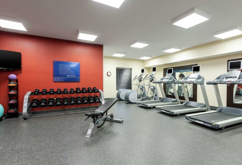 Hampton Inn & Suites Marshalltown