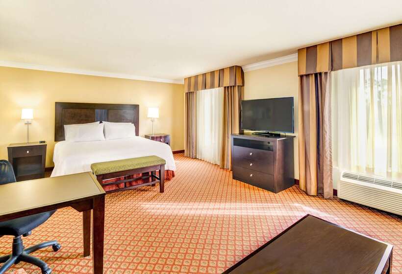Hampton Inn Suites Scottsboro