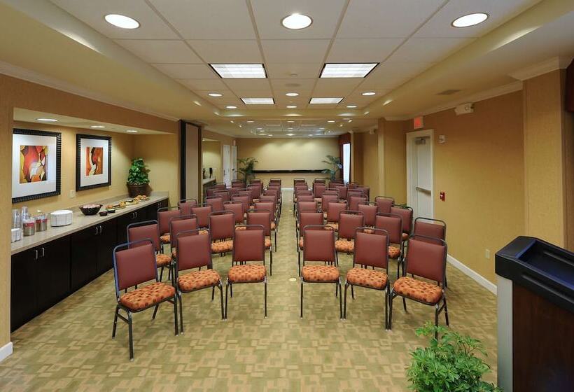 Hampton Inn Suites Scottsboro