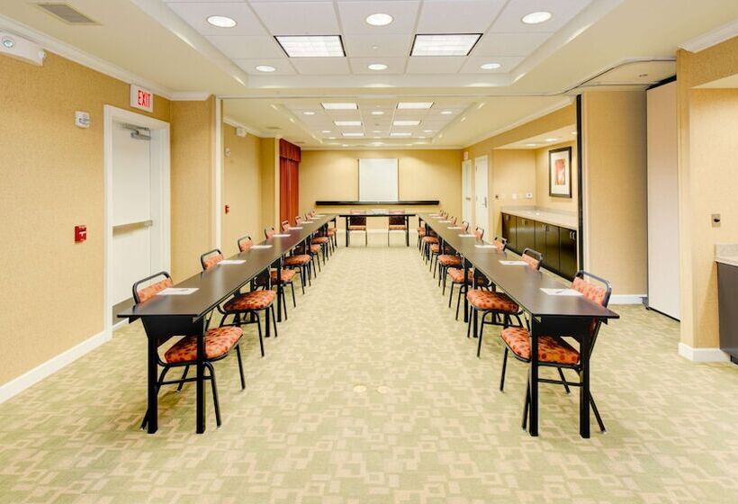 Hampton Inn Suites Scottsboro