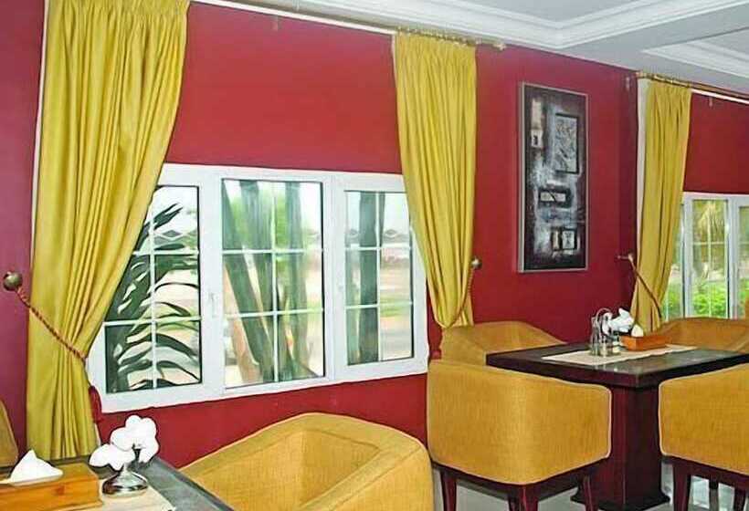 His Majesty S Hotel And Apartments