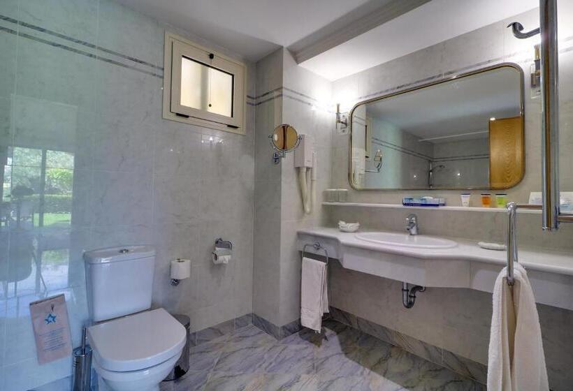 酒店 Aegean Melathron Thalasso Spa