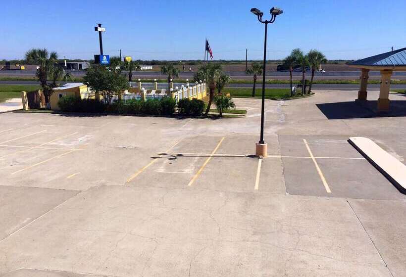 هتل Americas Best Value Inn Bishop Kingsville