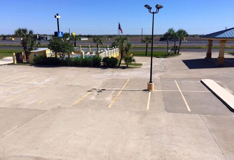 호텔 Americas Best Value Inn Bishop Kingsville