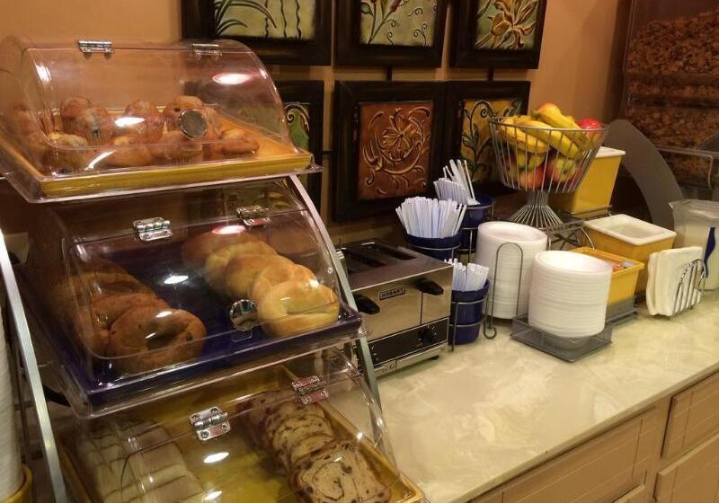 فندق America Best Value Inn Kosciusko