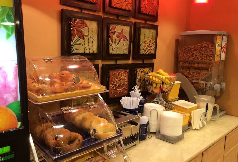 فندق America Best Value Inn Kosciusko