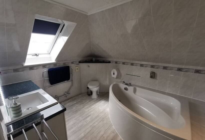 ホテル Aquarius B&b