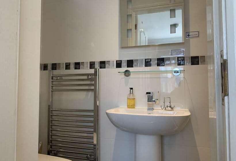 Отель Avonpark House