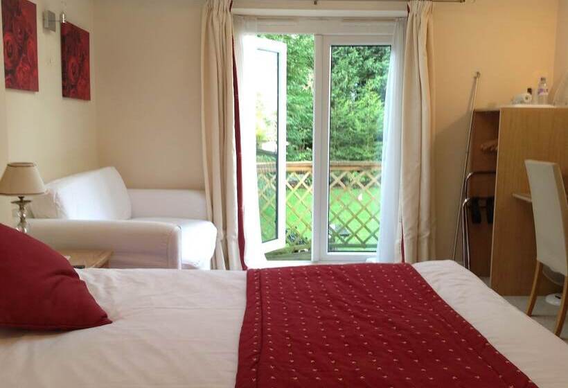 Отель Avonpark House