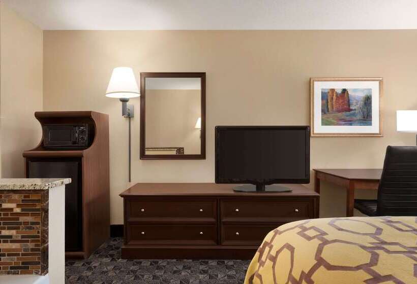 בית מלון כפרי Baymont By Wyndham Mt. Pleasant