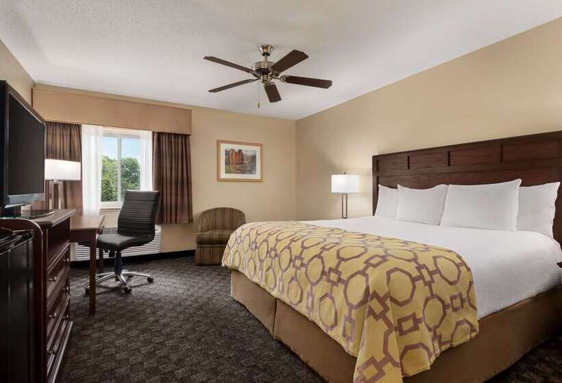 בית מלון כפרי Baymont By Wyndham Mt. Pleasant