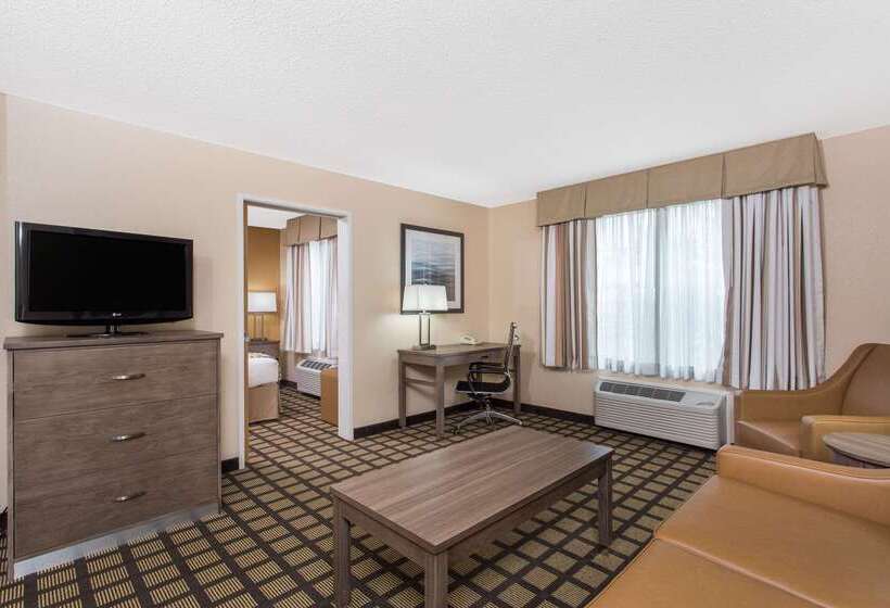 فندق Baymont By Wyndham Plymouth