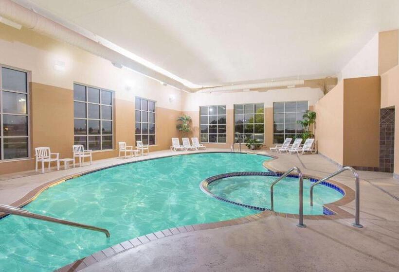 فندق Baymont By Wyndham Plymouth