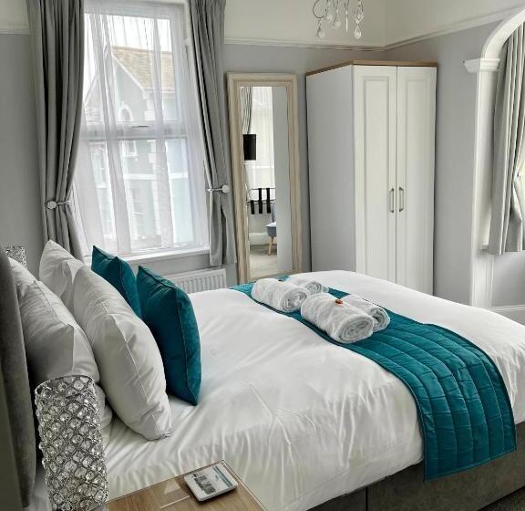 هتل Bentley Lodge