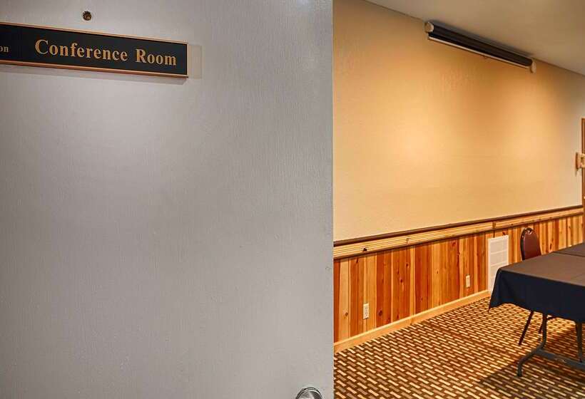 فندق Best Western Pine Springs Inn