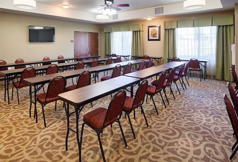 فندق Best Western Plus Desoto Inn & Suites