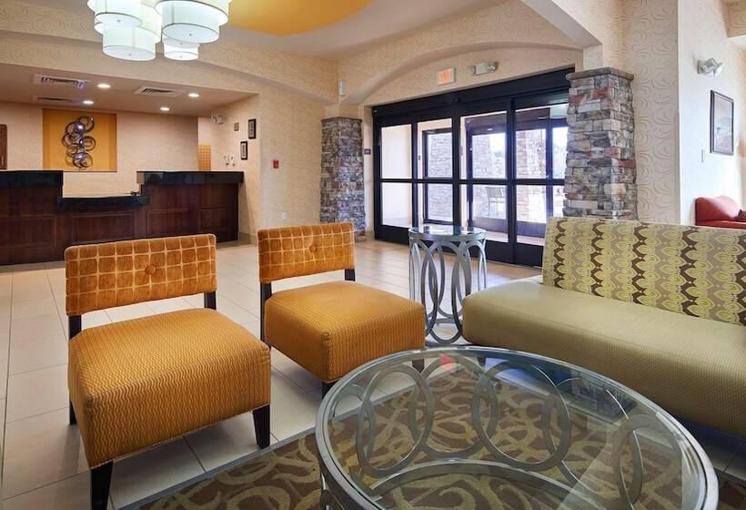 فندق Best Western Plus Desoto Inn & Suites