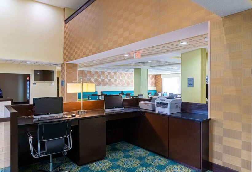 בית מלון כפרי Spark By Hilton Port Wentworth Savannah