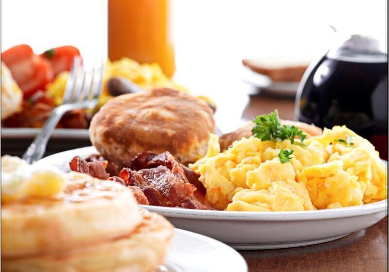 בית מלון כפרי Spark By Hilton Port Wentworth Savannah