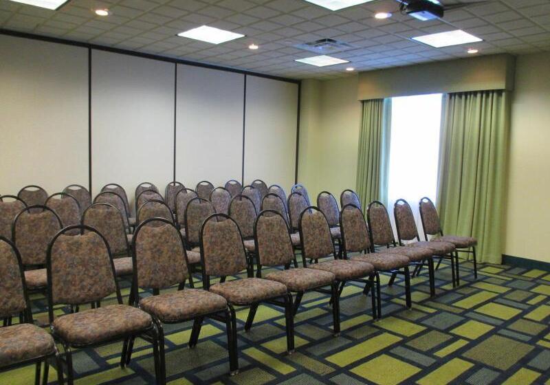 בית מלון כפרי Spark By Hilton Port Wentworth Savannah