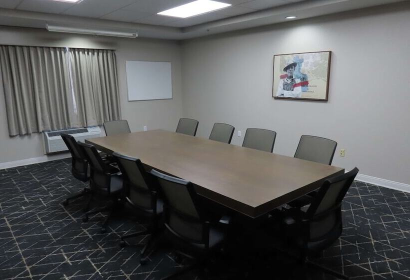 호텔 Best Western Prime Inn & Suites